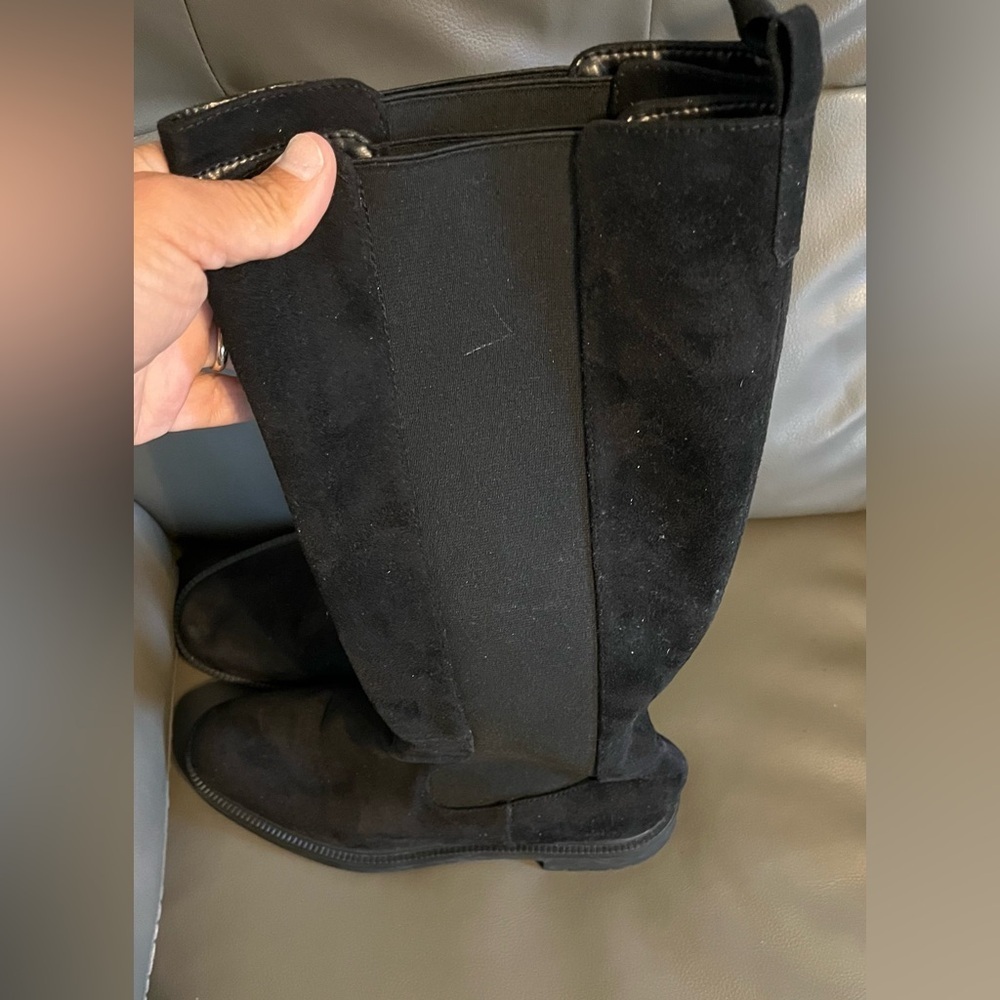 NEW ZARA FLAT BOOTS SIZE 10 USA
🚨NO DISCOUNT - Picture 4 of 9